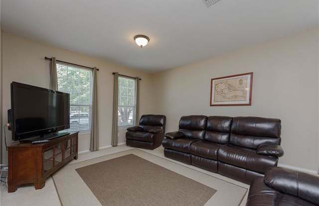 8108 Swan Park Drive Gallery 3