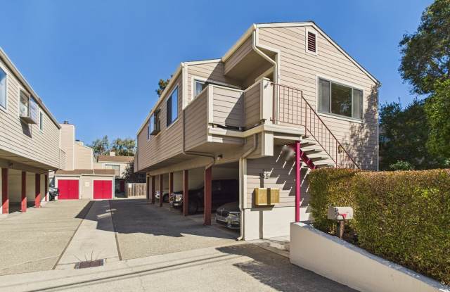 2/2 Monterey Condo now available for rent - 355 Casa Verde Way, Monterey, CA 93940