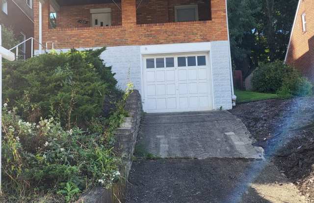 Newly renovated 3 bedroom house in Brookline! Available now! - 1310 Breining Street, Pittsburgh, PA 15226