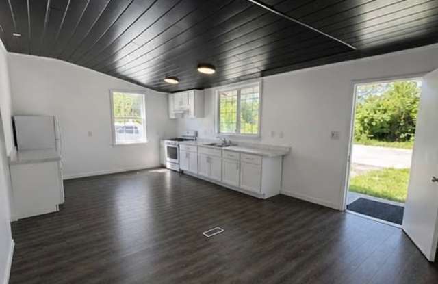 5870 Villa Avenue photos photos