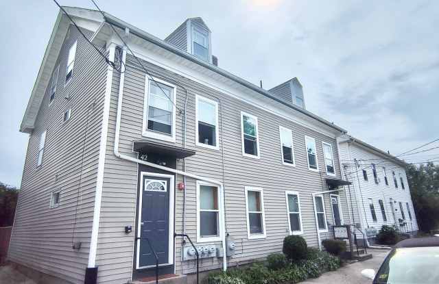 **Woonsocket – Updated One Bed - $1,200** photos photos **Woonsocket – Updated One Bed - $1,200** photos photos
