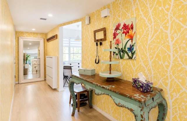 1056 Forest Lakes Dr Gallery 4