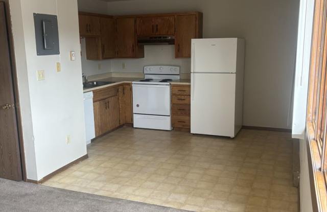 2203 GARFIELD Gallery 3