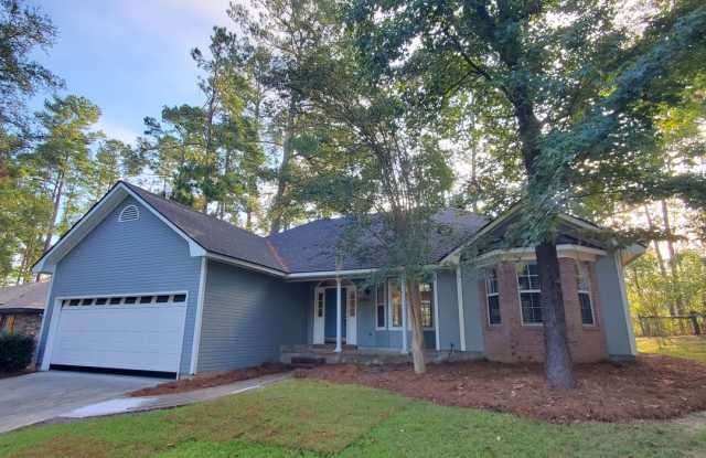 Charming 3-Bedroom Home in Wood Valley Subdivision - Valdosta, GA- Fenced in Back Yard photos photos