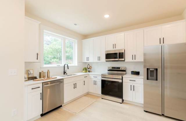 745 N Market Street photos photos