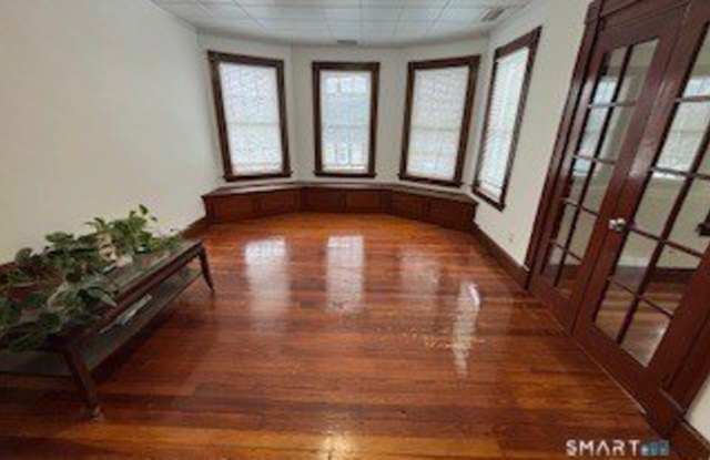 445 Church Street unit: 2 photos photos