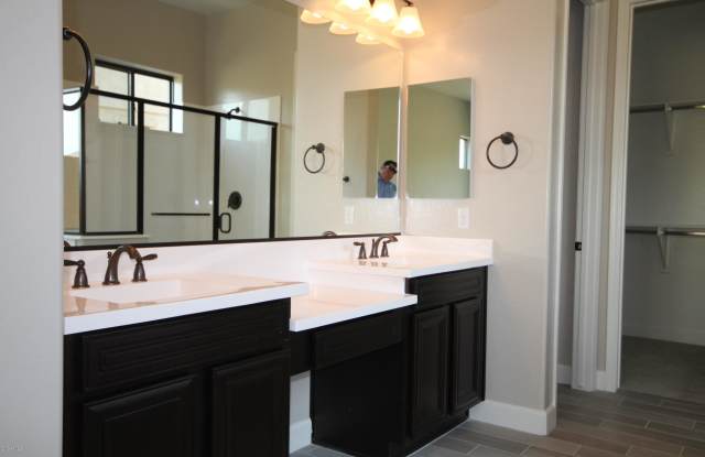 2040 N DOME ROCK -- Gallery 4