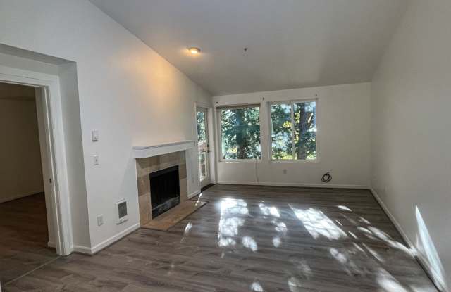 East Hill 2-bedroom top-floor unit w/s/g included photos photos