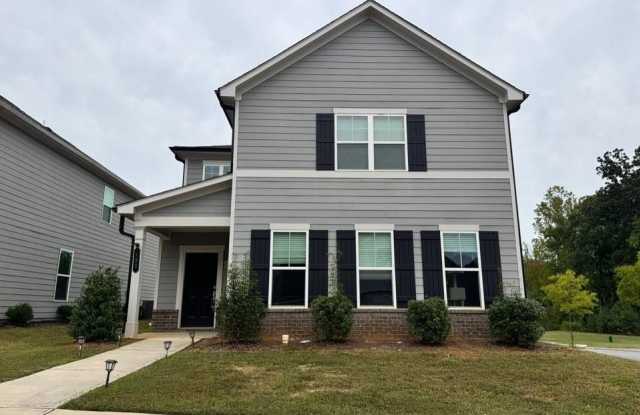 195 Golden Eagle Pkwy Gallery 1