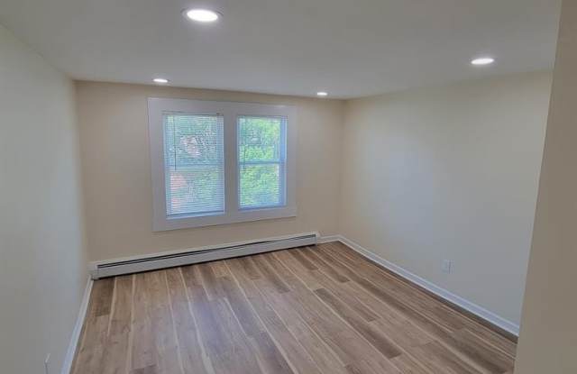 228 Orchard Street Gallery 2