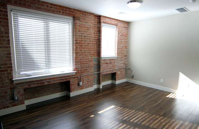 623 S Wolcott St. Gallery 3