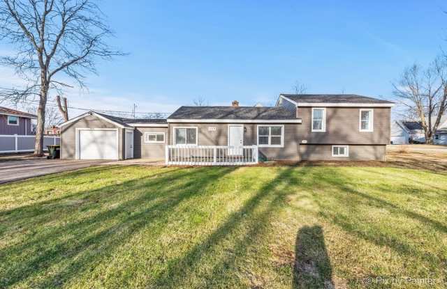 1019 Maple Street photos photos