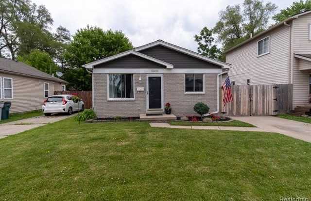 23400 Reynolds Avenue photos photos