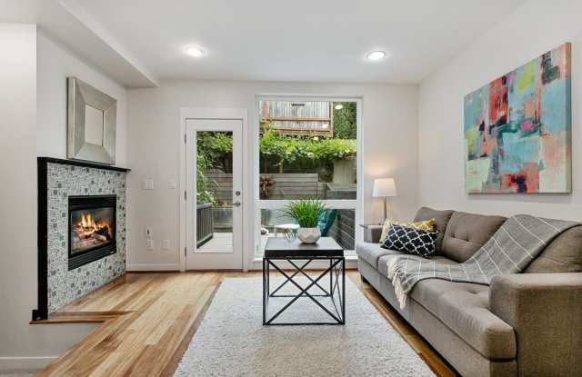 1126 29th Ave S - 1126 29th Avenue South, Seattle, WA 98144