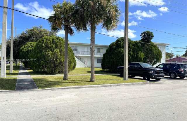 17175 NE 20th Ave - 17175 Northeast 20th Avenue, North Miami Beach, FL 33162