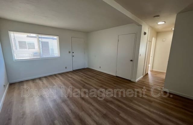 1490 Oakdale Ave - 1490 Oakdale Avenue, El Cajon, CA 92021