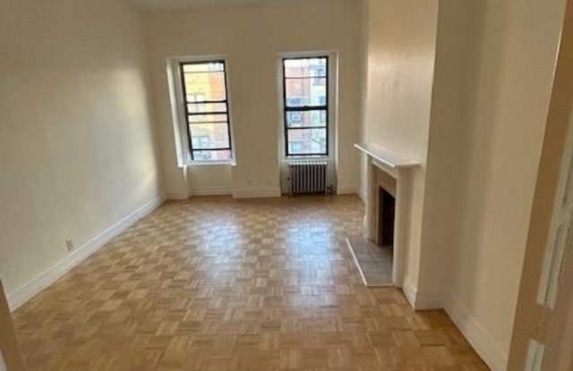 318 E 90TH ST. - 318 East 90th Street, New York City, NY 10128