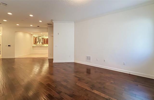 98 S VIRGINIA Avenue Gallery 3
