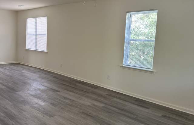211 Wilson St Gallery 2