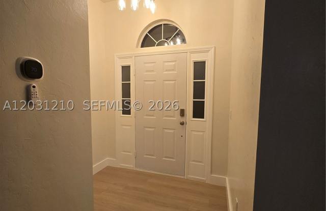 8309 SW 61st Place Gallery 3