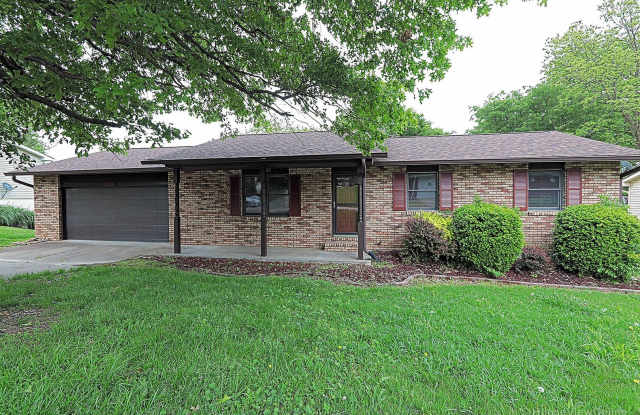 House in Cape Girardeau - 1730 Carolina Lane, Cape Girardeau, MO 63701