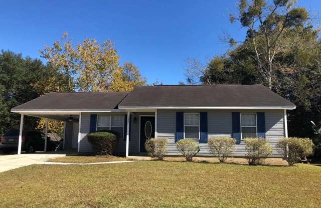 3 Bedroom/2 Bath home - 1607 Madison Heights Drive, Valdosta, GA 31601
