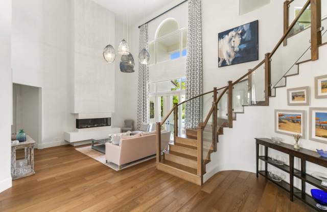 1442 Clydesdale Avenue Gallery 3