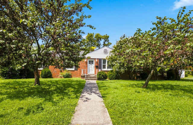 FOR LEASE- 3 BEDROOM SINGLE FAMILY HOME IN LEBANON! Gallery 3
