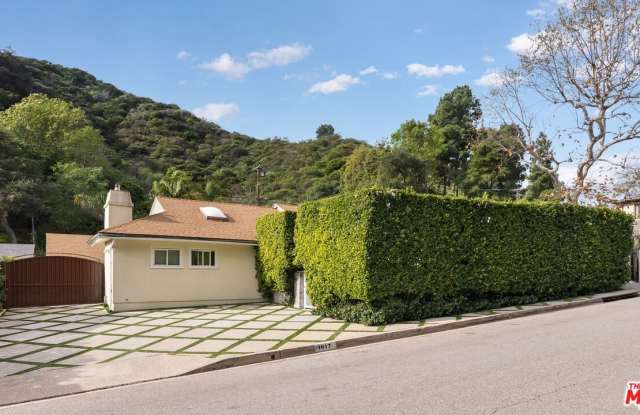 1617 Roscomare Rd photos photos 1617 Roscomare Rd photos photos