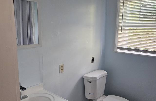 309 South Denver Street - 2 Gallery 2