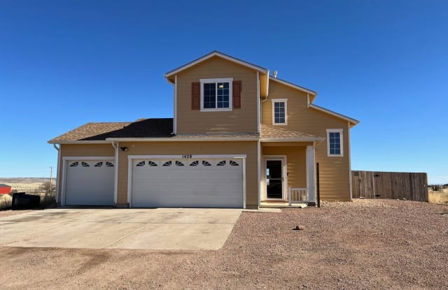 1428 N Chuckwagon Lane - 1428 North Chuckwagon Lane, Pueblo West, CO 81007