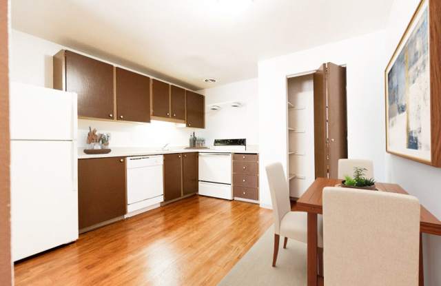 Harbor Oaks photos photos