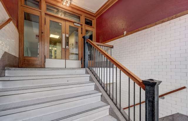 Mayn Suites Gallery 4