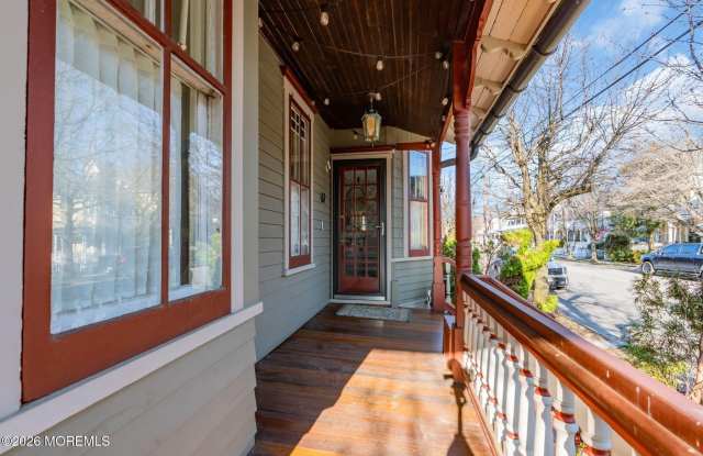 62 Webb Avenue Gallery 4