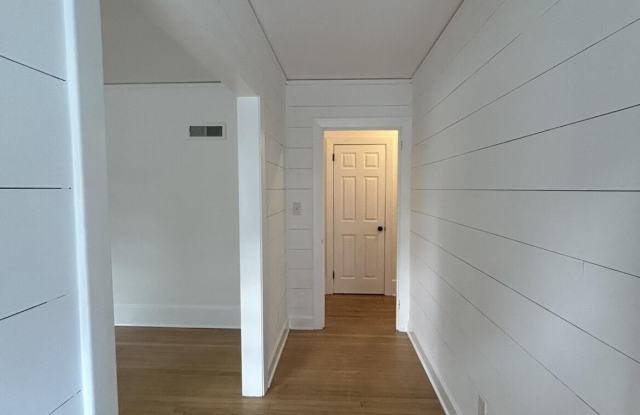 215 Keaton Avenue Gallery 3