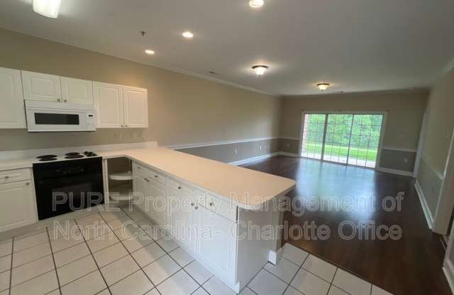 8913 Meadow Vista Road photos photos