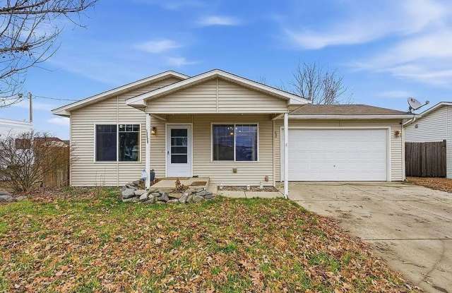 Charming 3 Bed, 1 Bath House in Airway Heights! photos photos
