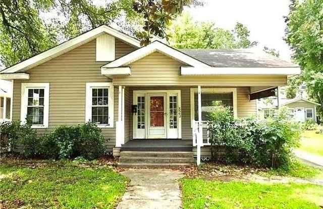 823 Fairview Street photos photos