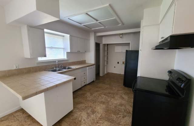 3 Bedroom Home for Rent HOUSING ACCEPTED! Gallery 4