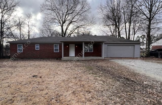 1009 Willard Dr - 1009 Willard Drive, Southaven, MS 38671