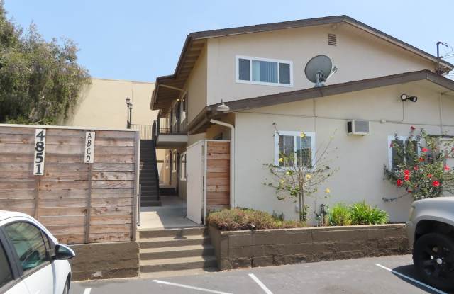 Renovated Two Bedroom Apartment in La Mesa - 4851 Jessie Avenue, La Mesa, CA 91942