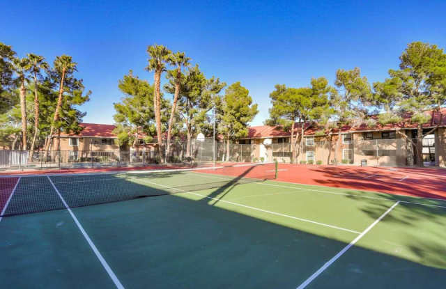 Summer Entrada Apartments Gallery 2