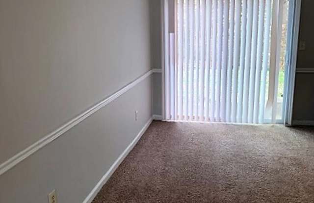 860 Forest Path Gallery 2