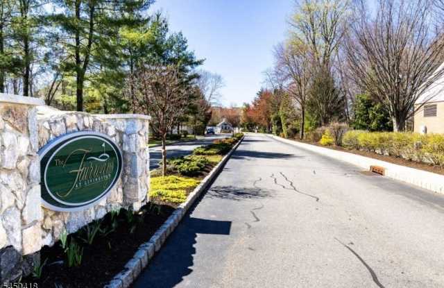 90 Winged Foot Dr photos photos