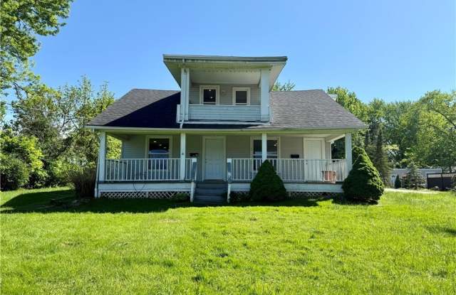 19137 Westwood Drive unit: 2 photos photos