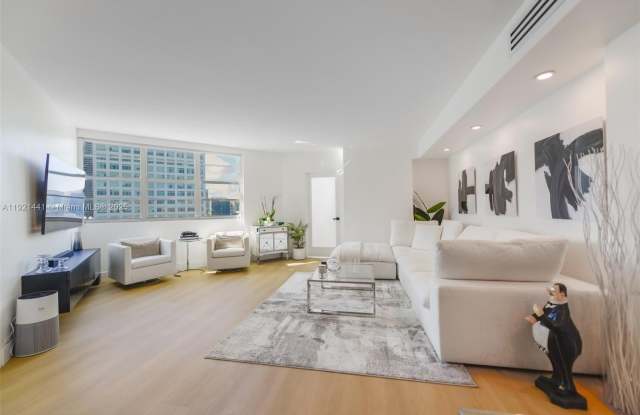 801 Brickell Bay Dr photos photos