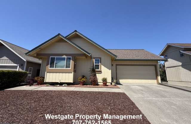 Lovely 3/2 East Petaluma Home - 1417 Dandelion Way photos photos