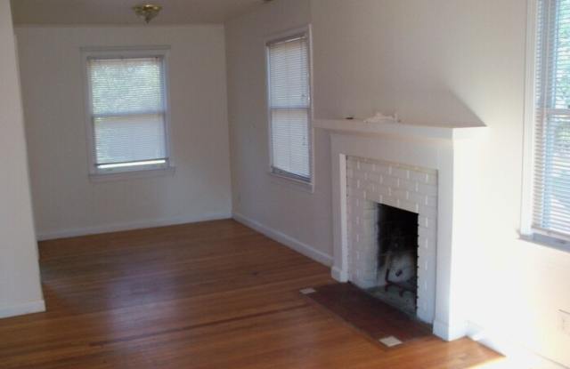 1429 Seneca Place Gallery 3