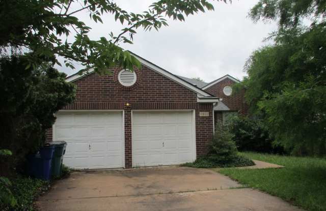 1811 Lionheart Drive photos photos