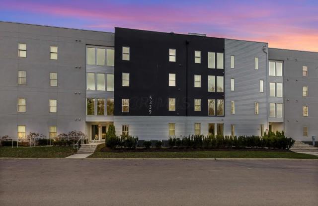 5339 Highpointe Lakes Drive unit: 301 photos photos